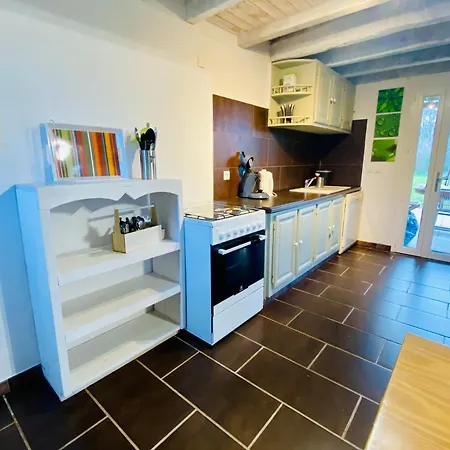 بيت للعطل Les De Leymandie Saint-Avit-de-Vialard